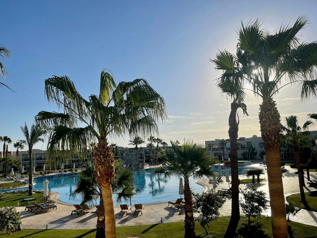 Sunrise Arabian Beach Resort Grand Select