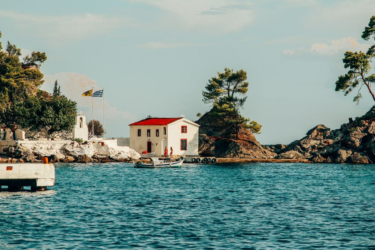 Paradise Hotel